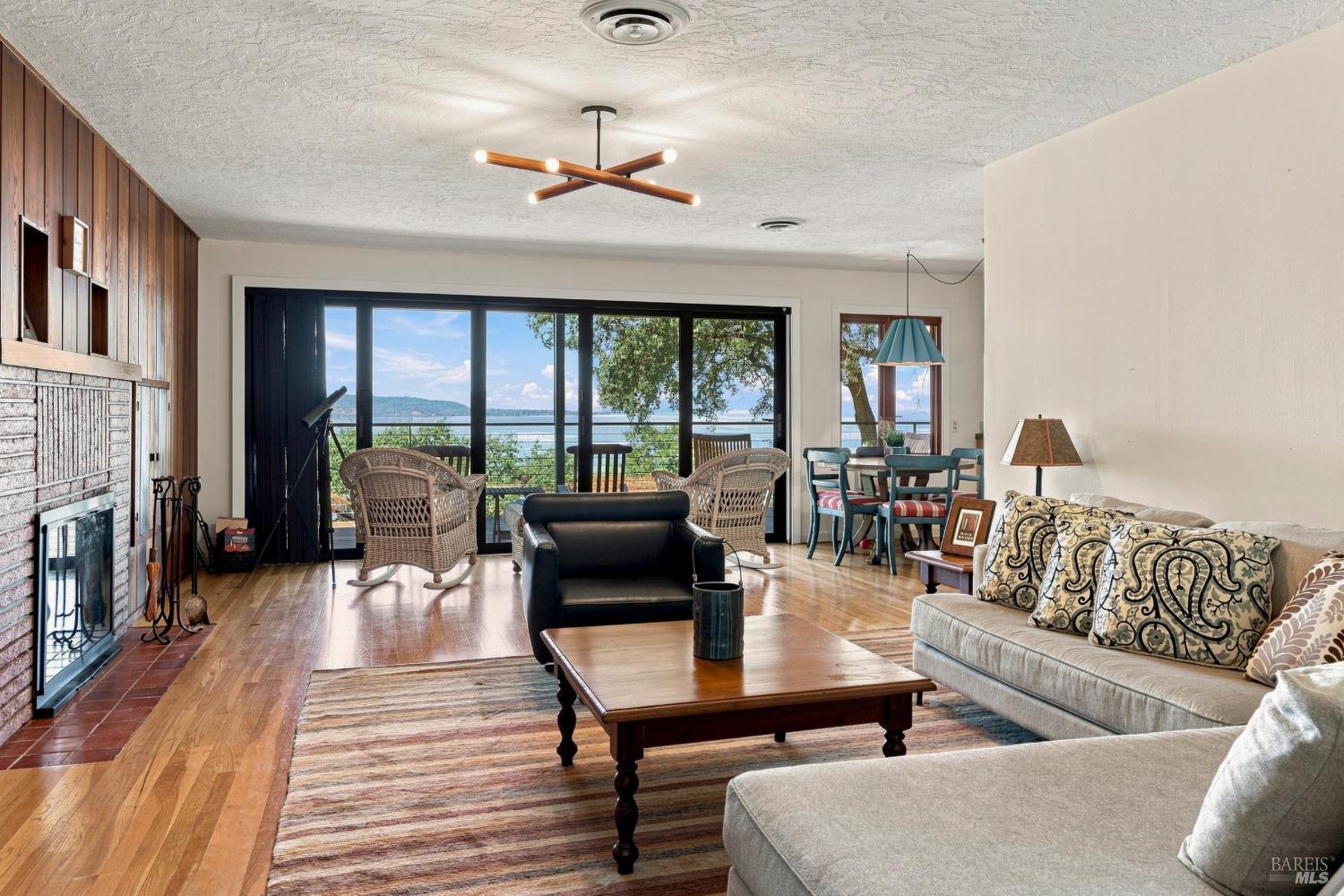 1875 Westlake Drive Kelseyville CA 95451