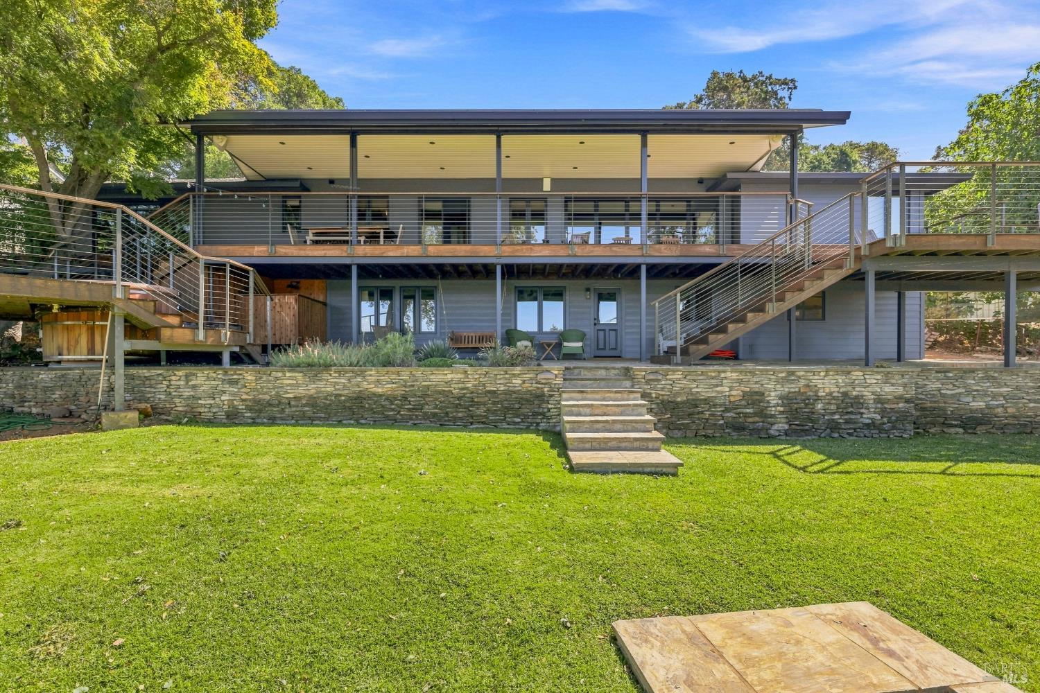 1875 Westlake Drive Kelseyville CA 95451