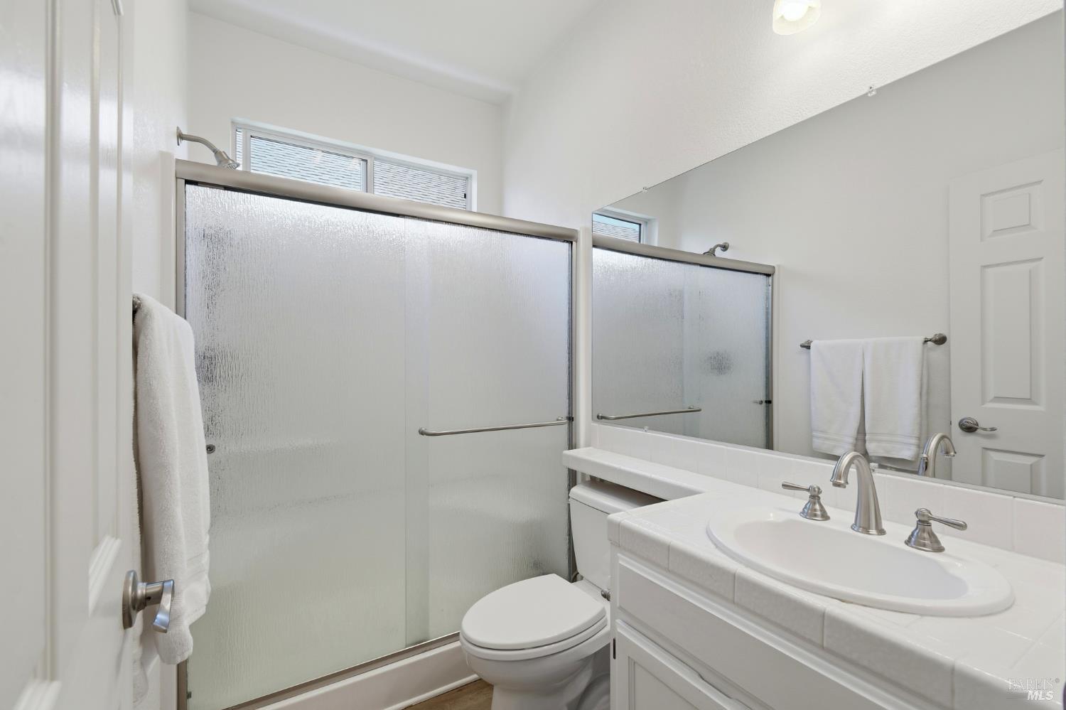 779 Bob Crosby Way Windsor CA 95492
