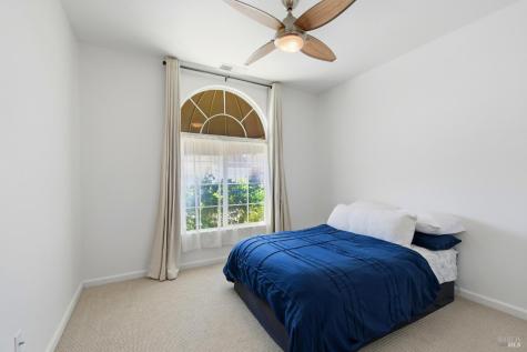 779 Bob Crosby Way Windsor CA 95492