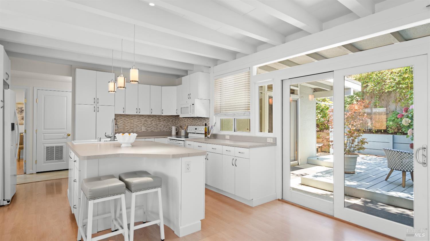 1274 Parkwood Drive Novato CA 94947