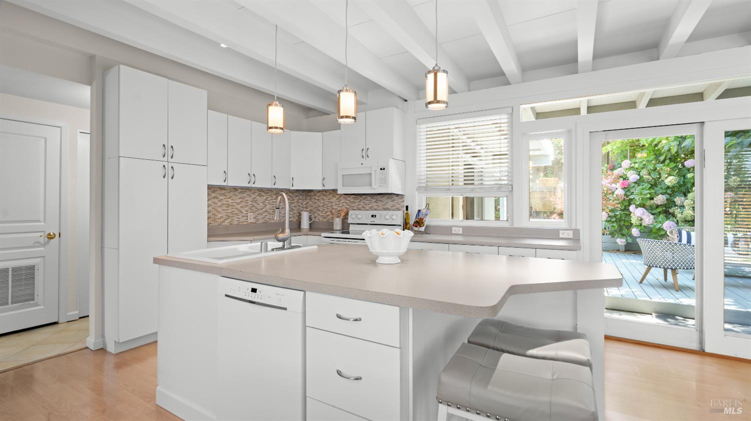 1274 Parkwood Drive Novato CA 94947
