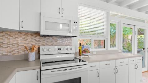 1274 Parkwood Drive Novato CA 94947
