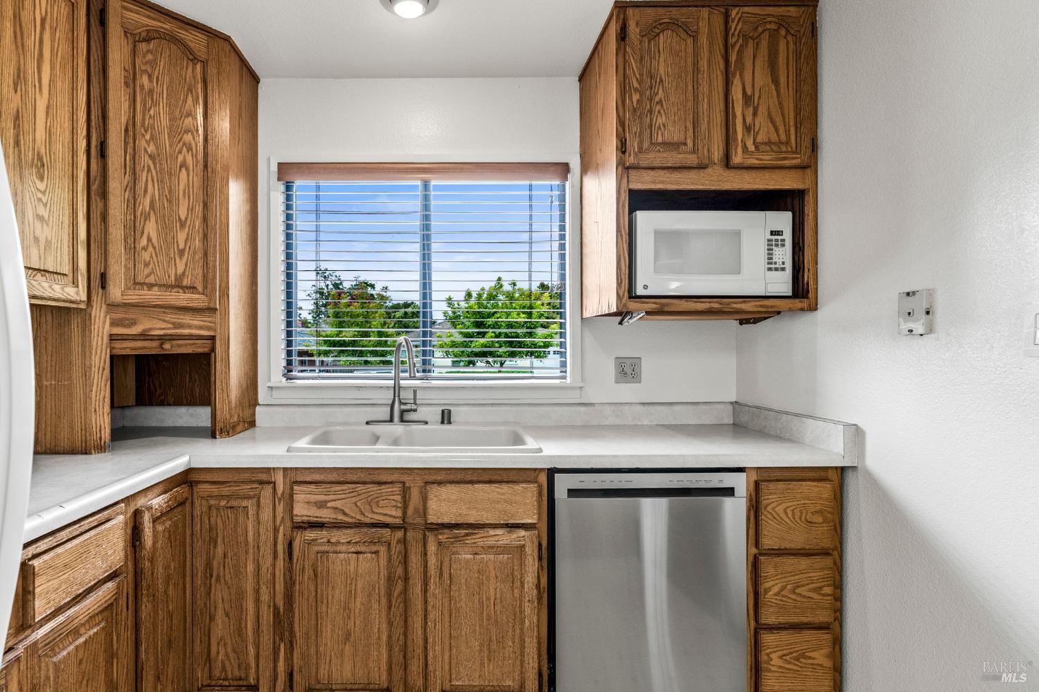 20 Linnell Avenue Napa CA 94559