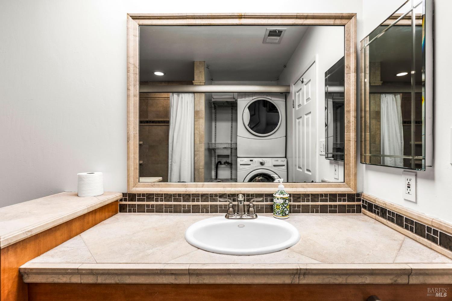 20 Linnell Avenue Napa CA 94559