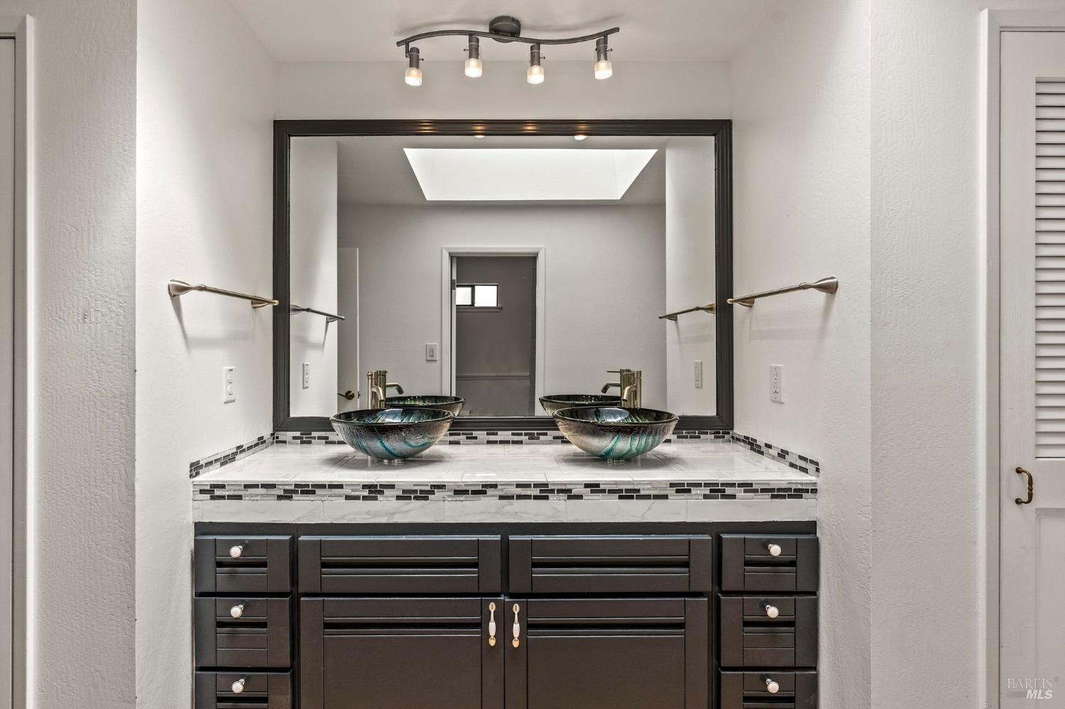 20 Linnell Avenue Napa CA 94559