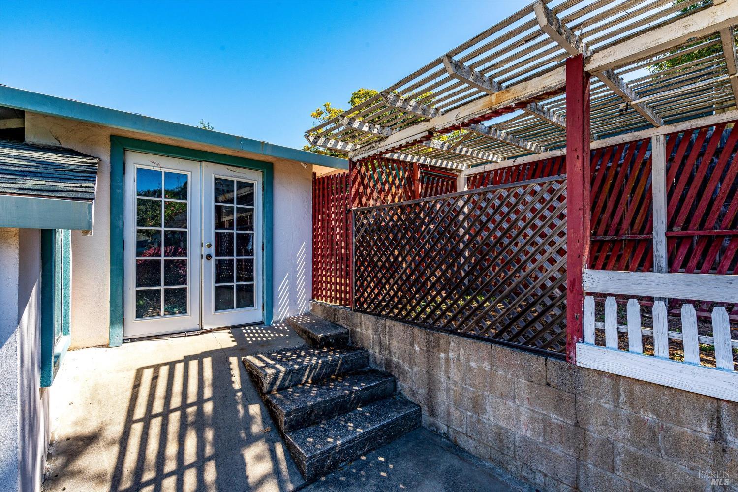 303 Ashlar Drive Napa CA 94558