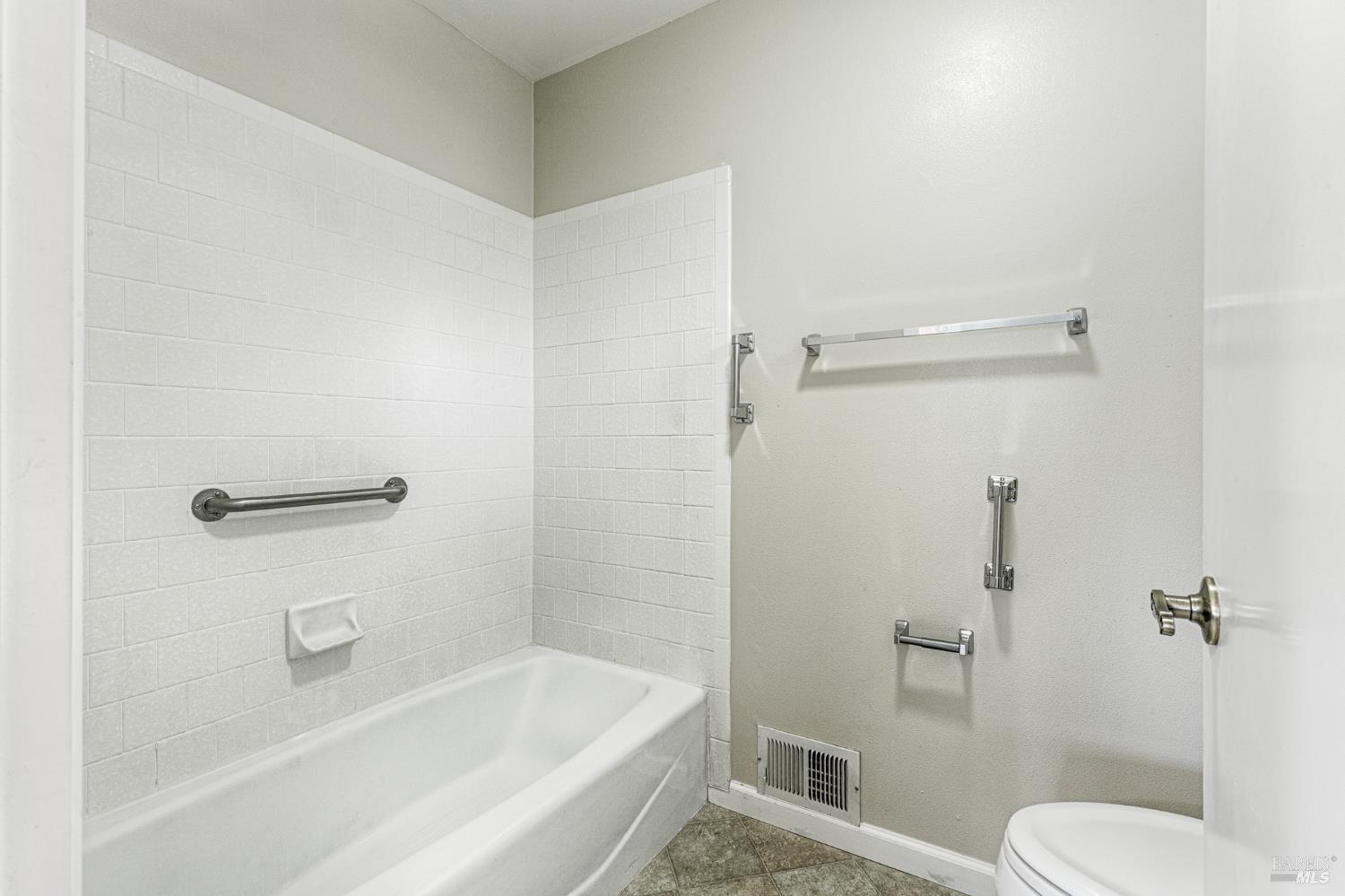 358 Twin Lakes Drive Santa Rosa CA 95409
