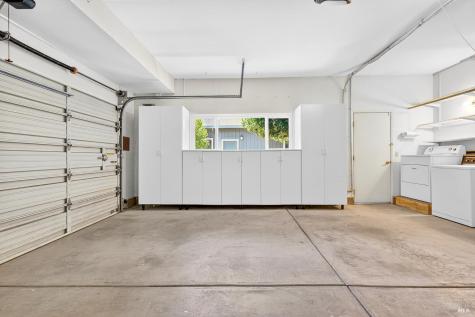 358 Twin Lakes Drive Santa Rosa CA 95409