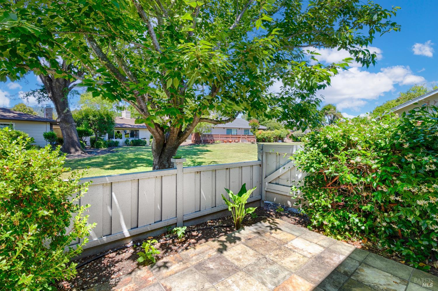 358 Twin Lakes Drive Santa Rosa CA 95409