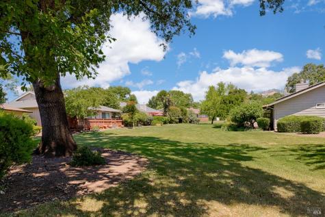 358 Twin Lakes Drive Santa Rosa CA 95409