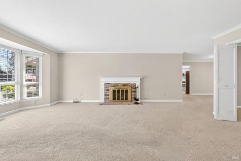 358 Twin Lakes Drive Santa Rosa CA 95409