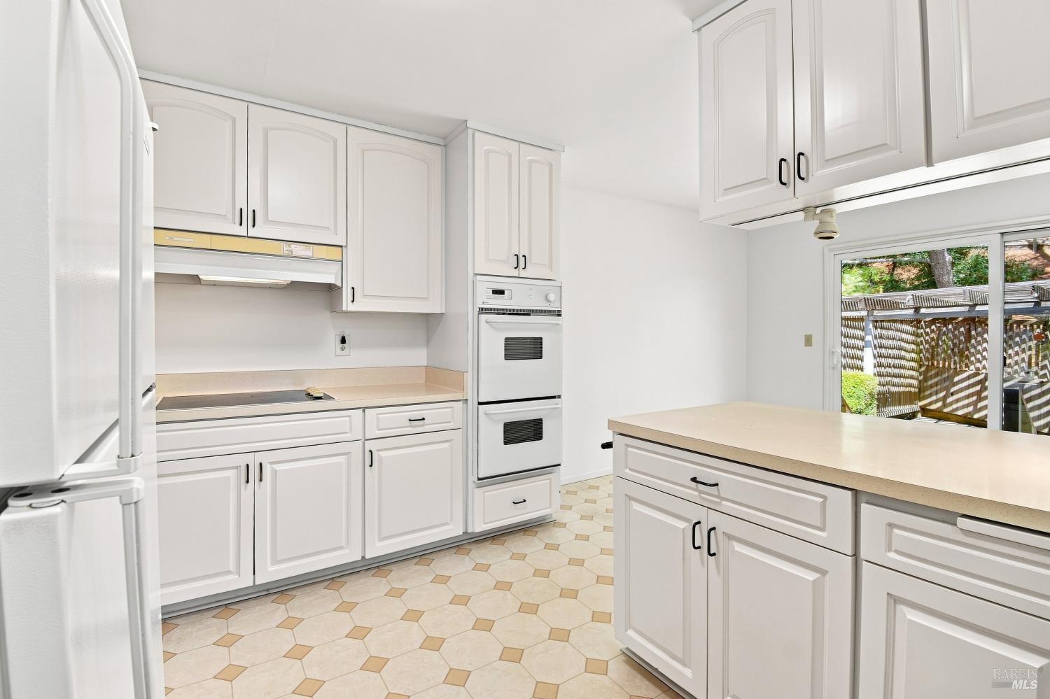 10 Viscaino Way San Rafael CA 94903