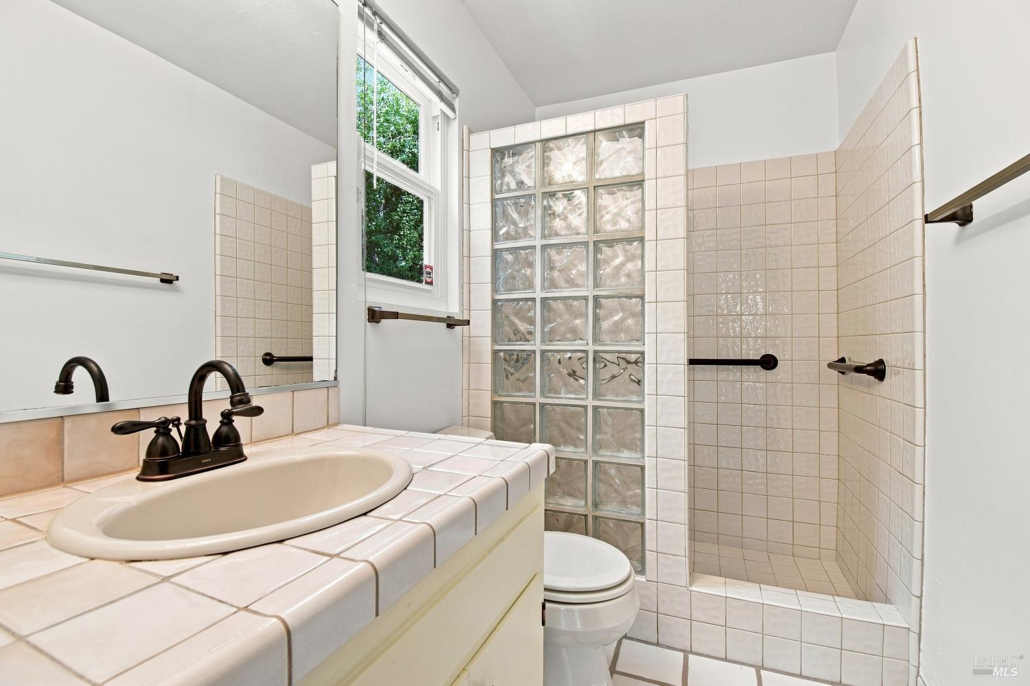 10 Viscaino Way San Rafael CA 94903