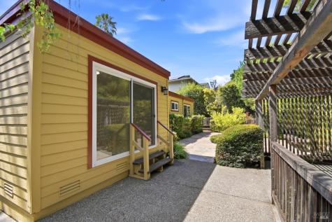 10 Viscaino Way San Rafael CA 94903