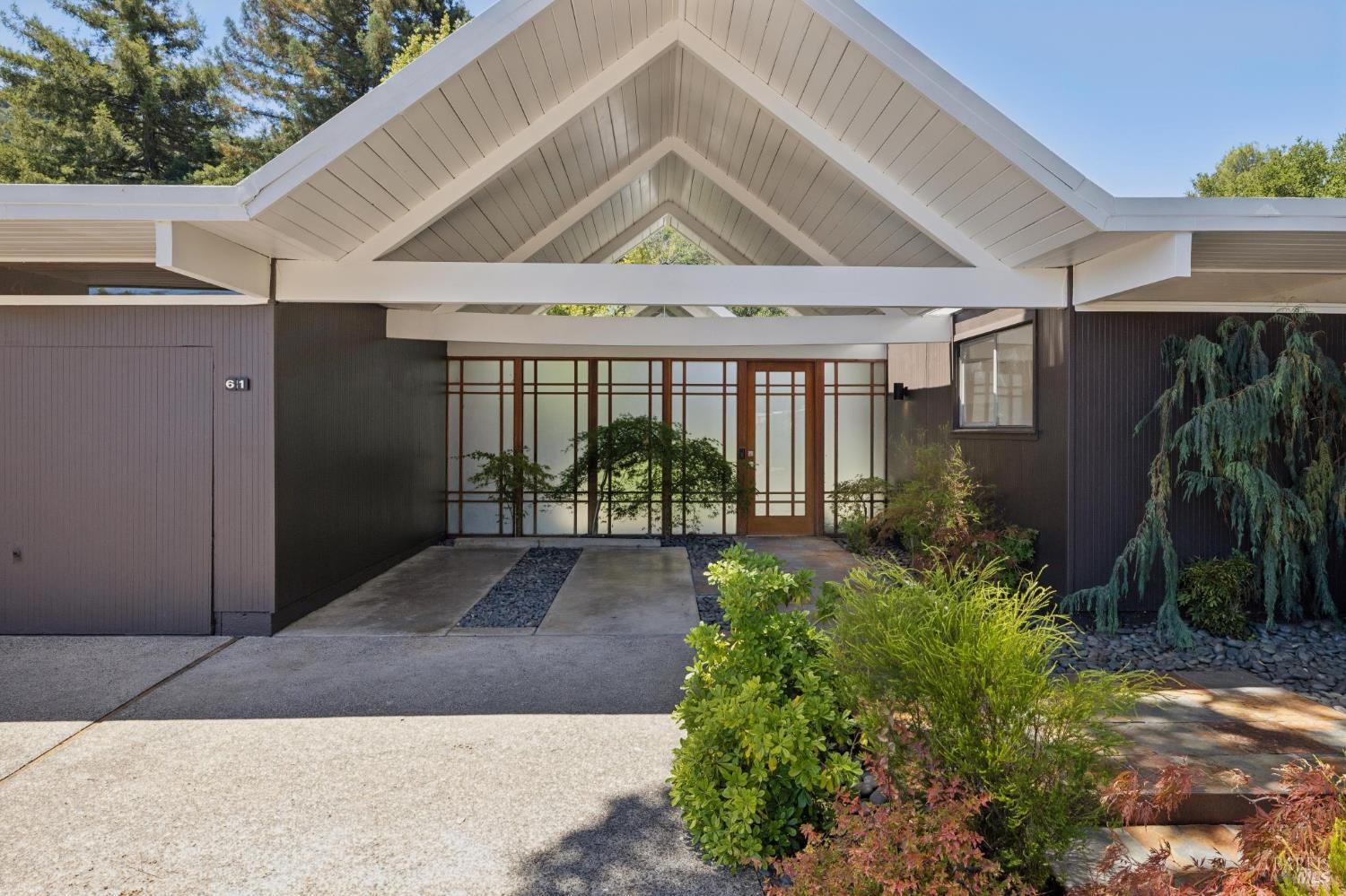 61 Mount Rainier Drive San Rafael CA 94903