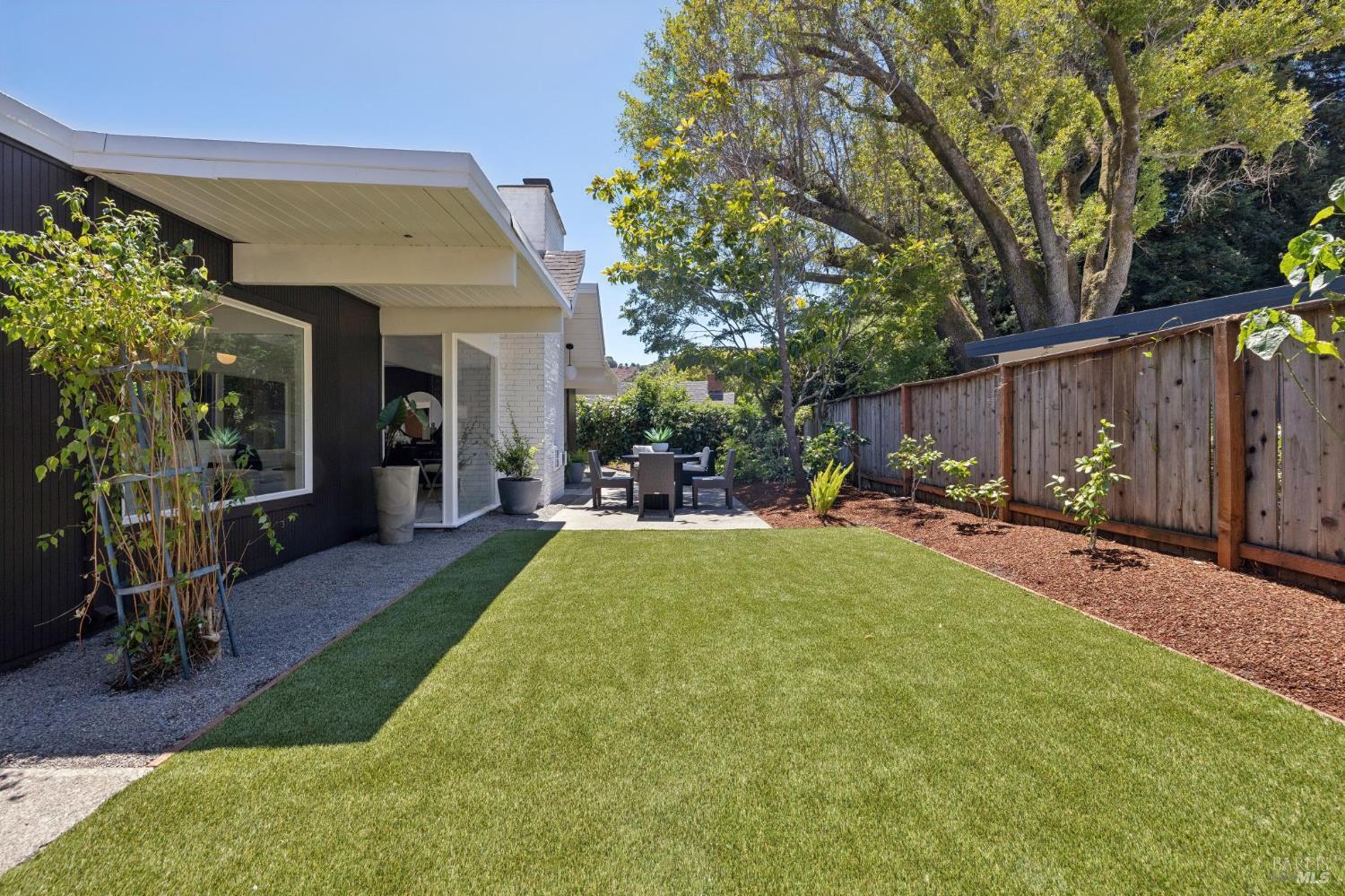 61 Mount Rainier Drive San Rafael CA 94903