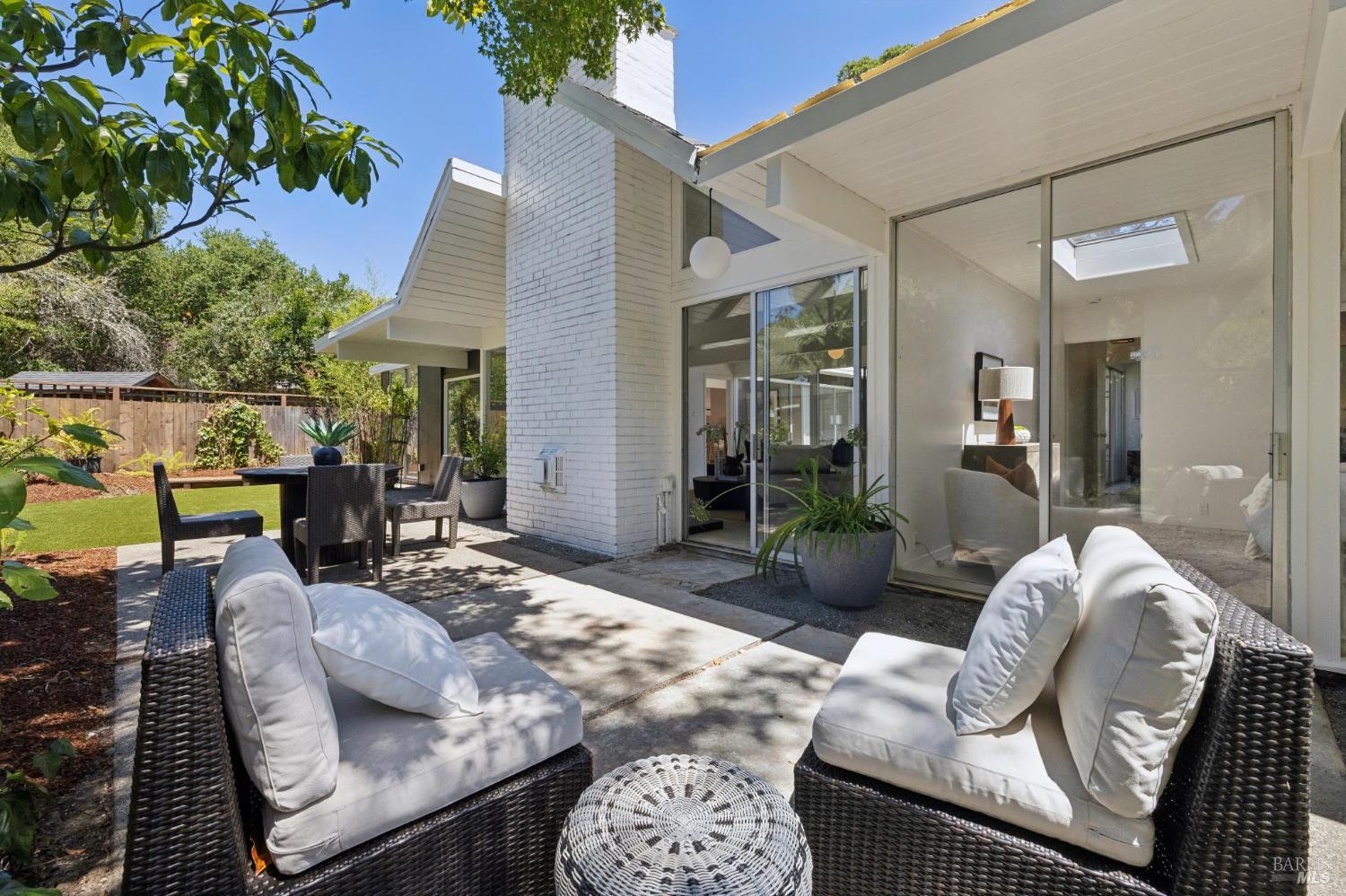 61 Mount Rainier Drive San Rafael CA 94903