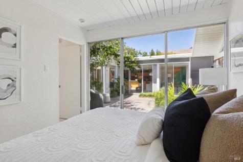61 Mount Rainier Drive San Rafael CA 94903
