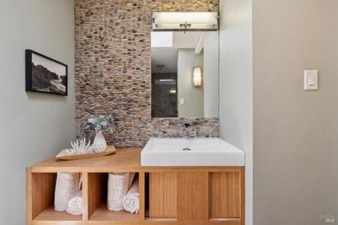 61 Mount Rainier Drive San Rafael CA 94903