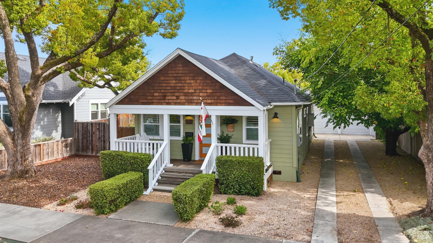 1711 F Street Napa CA 94459