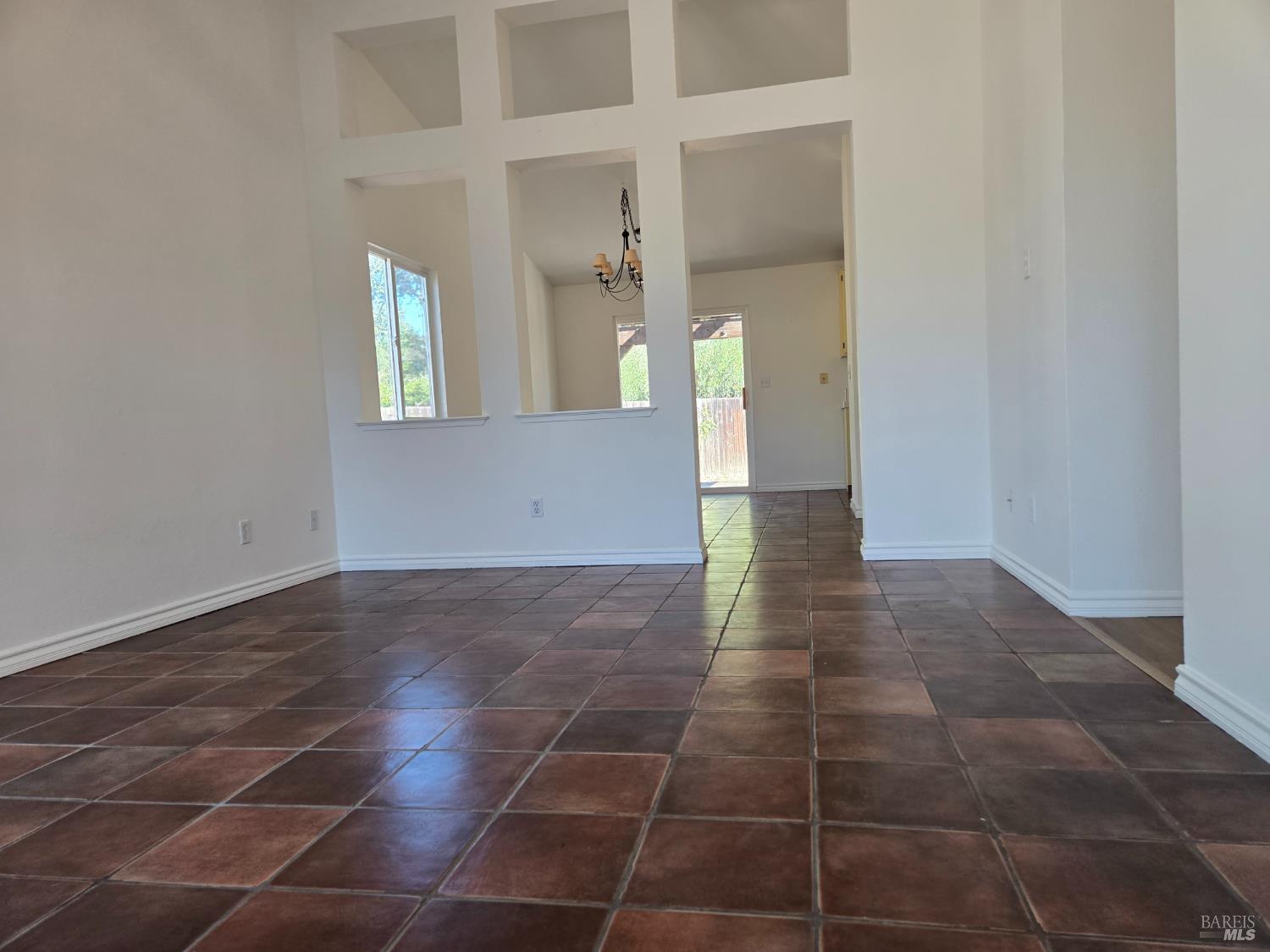 913 Granado Court Windsor CA 95492