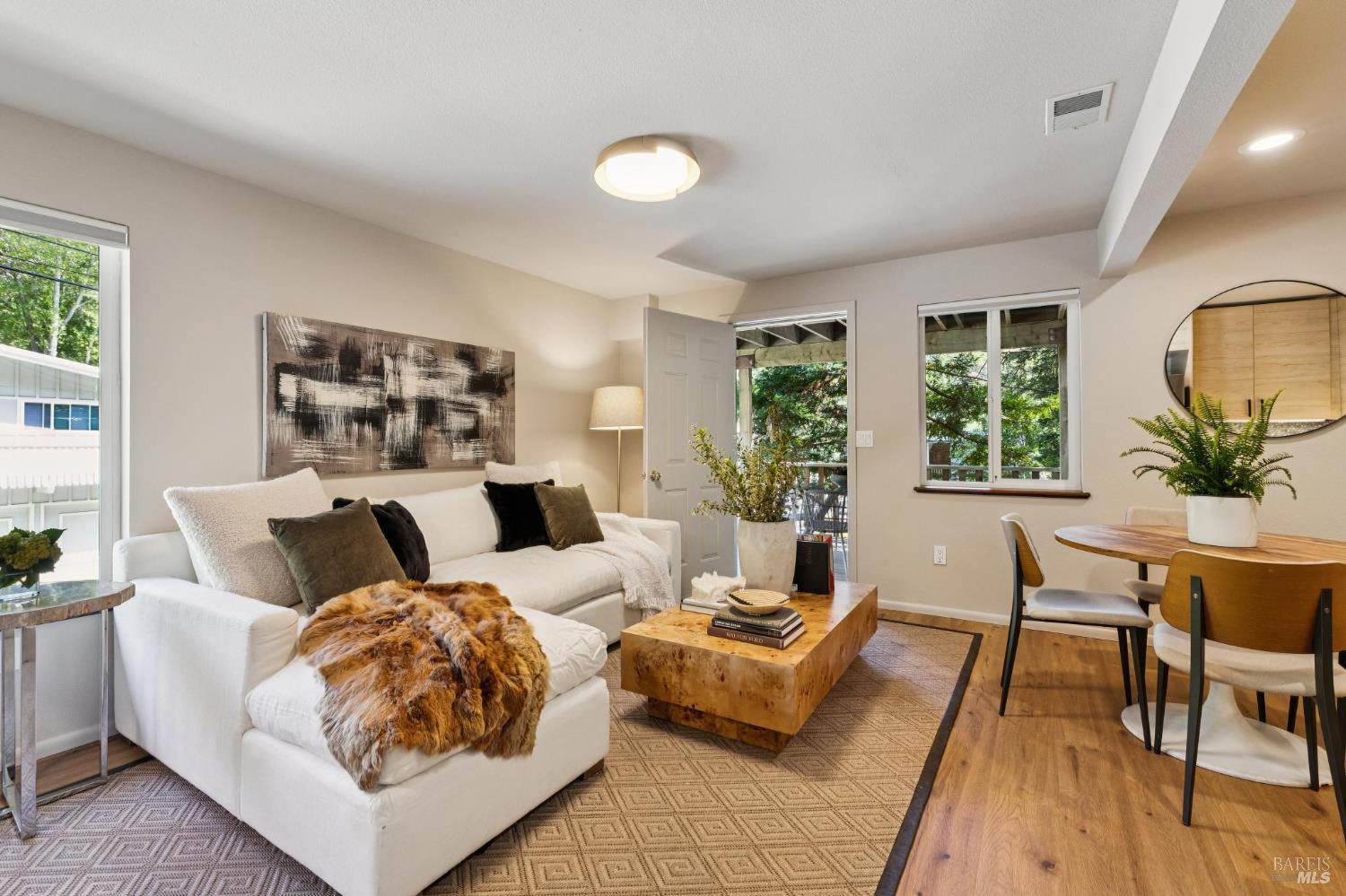 15 Oakdale Avenue San Rafael CA 94901