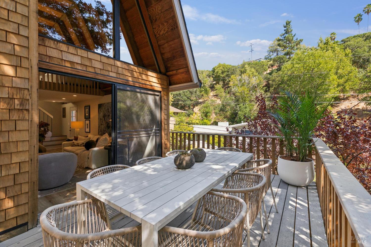 15 Oakdale Avenue San Rafael CA 94901