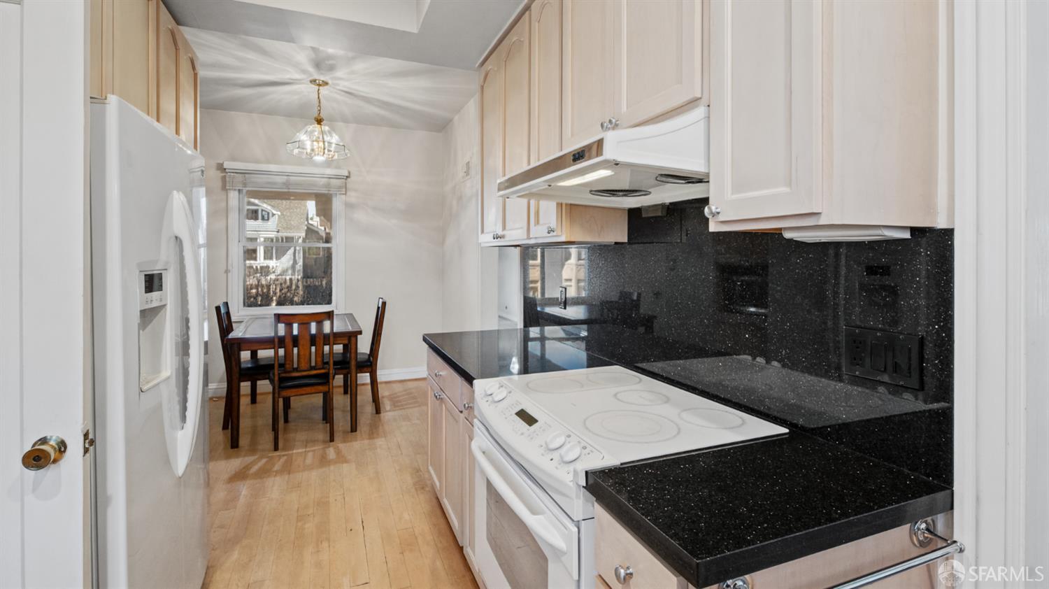 2551 Baker Street San Francisco CA 94123
