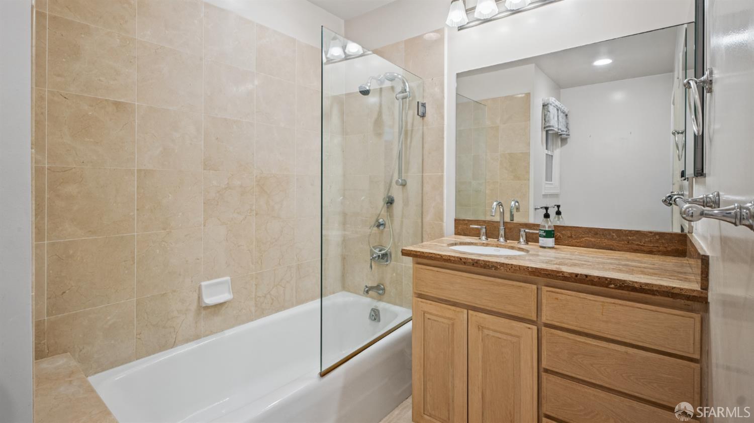 2551 Baker Street San Francisco CA 94123