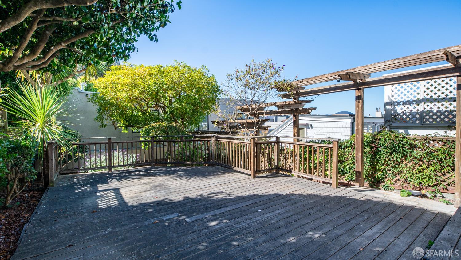 2551 Baker Street San Francisco CA 94123