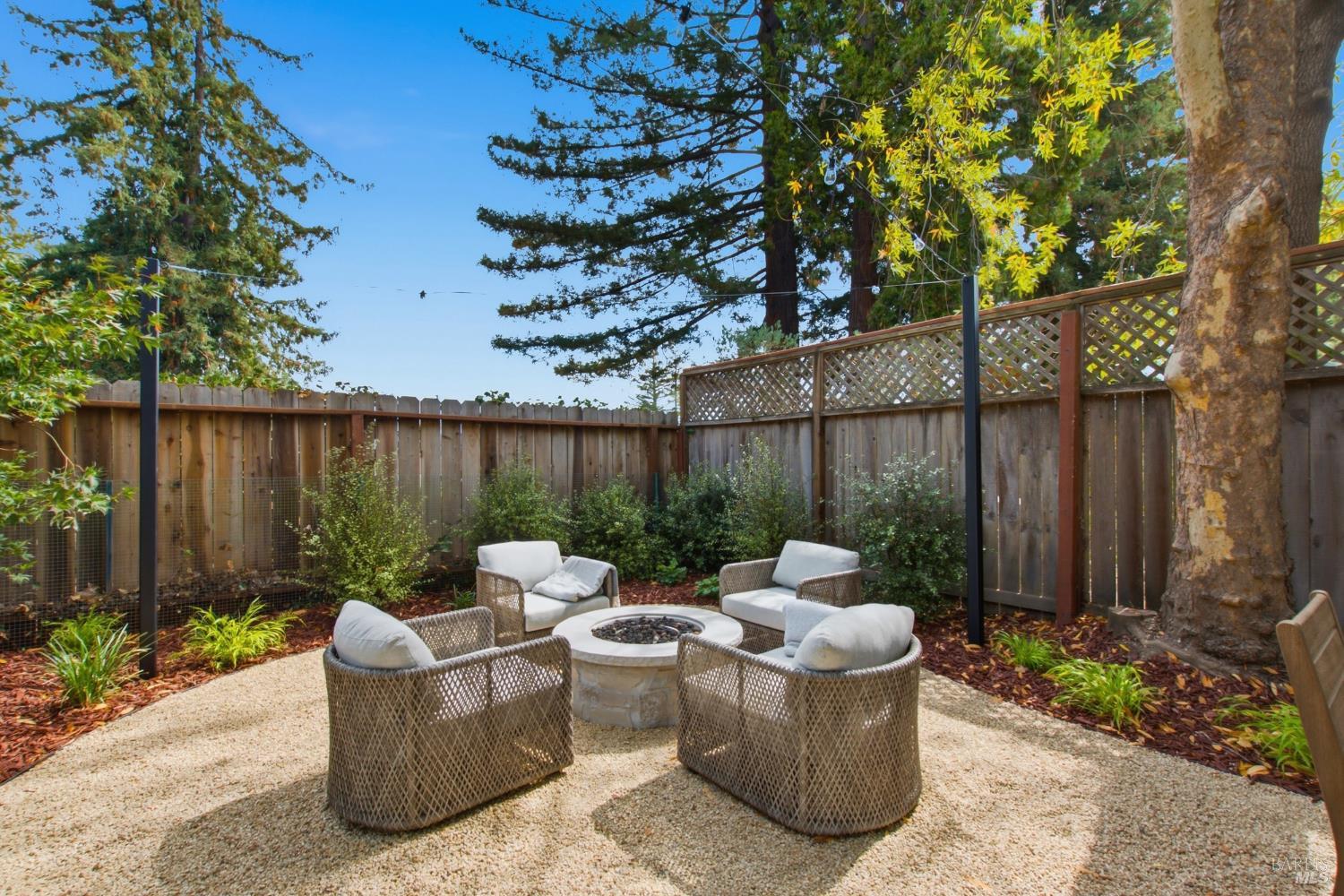1541 Adams Street St. Helena CA 94574