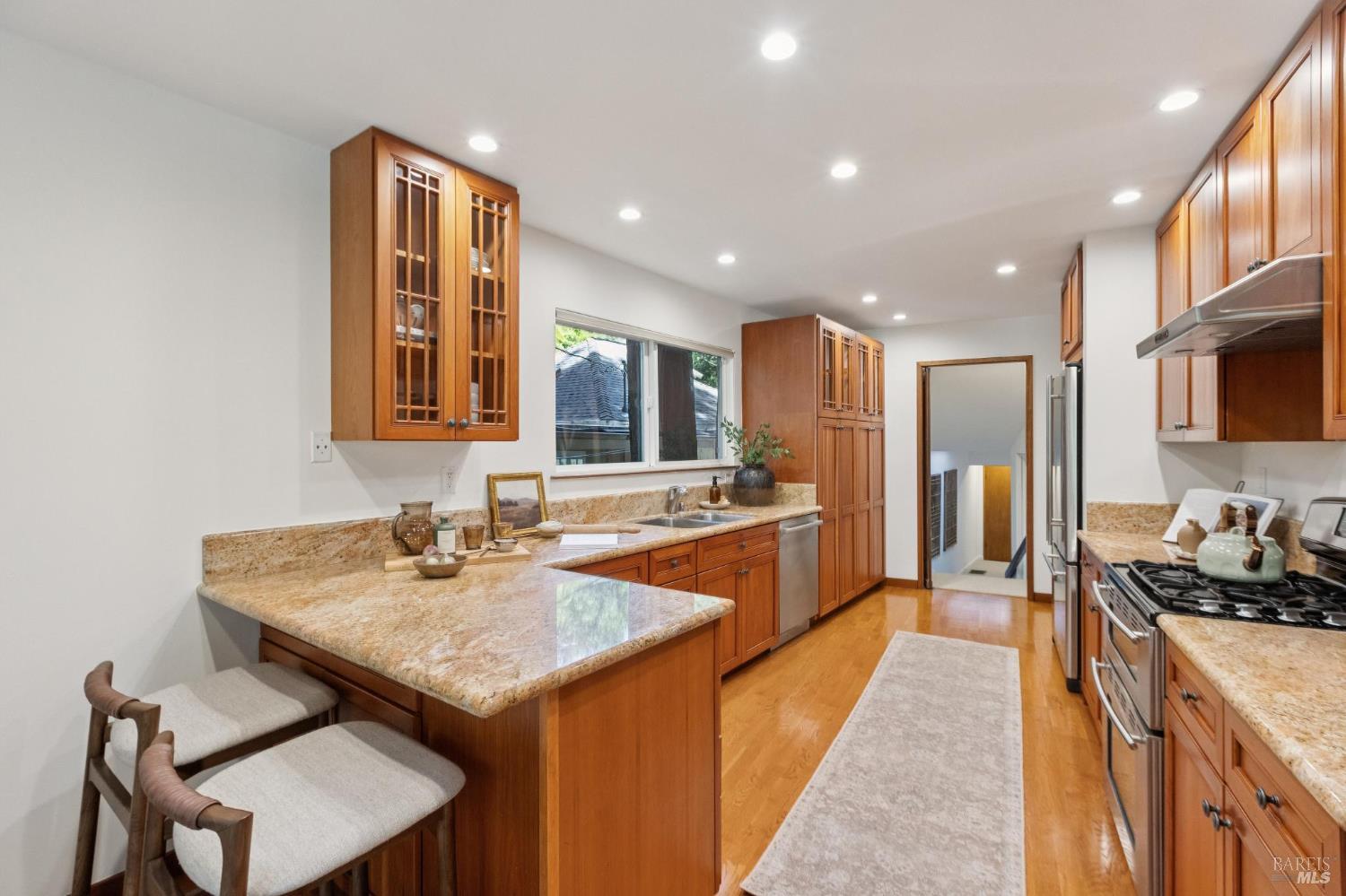 215 Madrone Avenue Larkspur CA 94939
