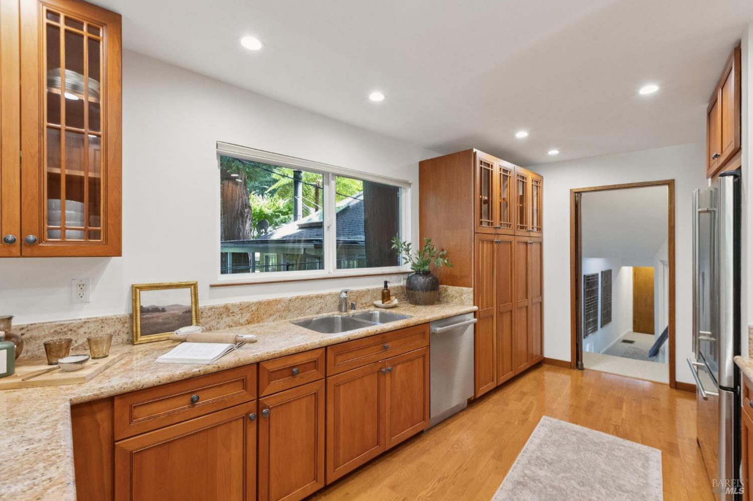215 Madrone Avenue Larkspur CA 94939