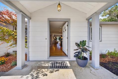 55 La Costa Court Novato CA 94947