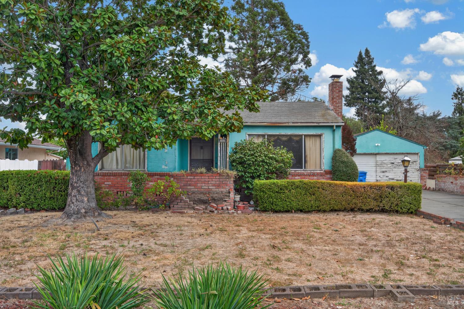 2290 Corby Avenue Santa Rosa CA 95407