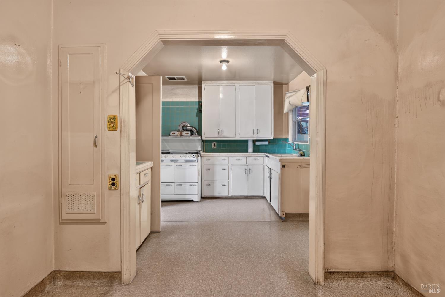 2290 Corby Avenue Santa Rosa CA 95407