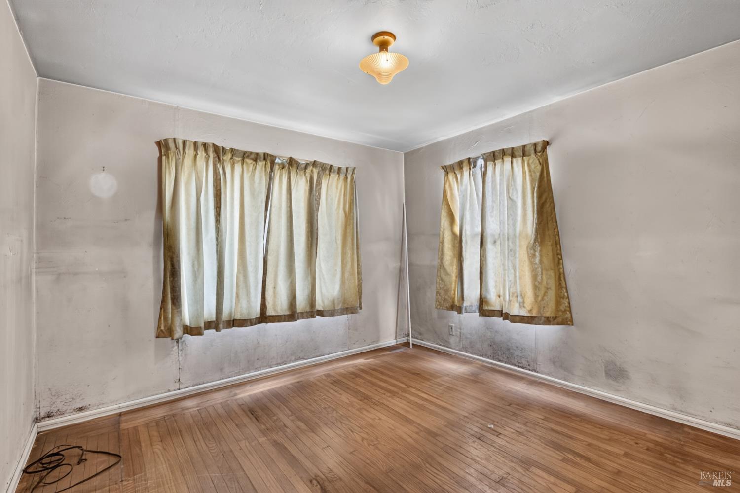 2290 Corby Avenue Santa Rosa CA 95407