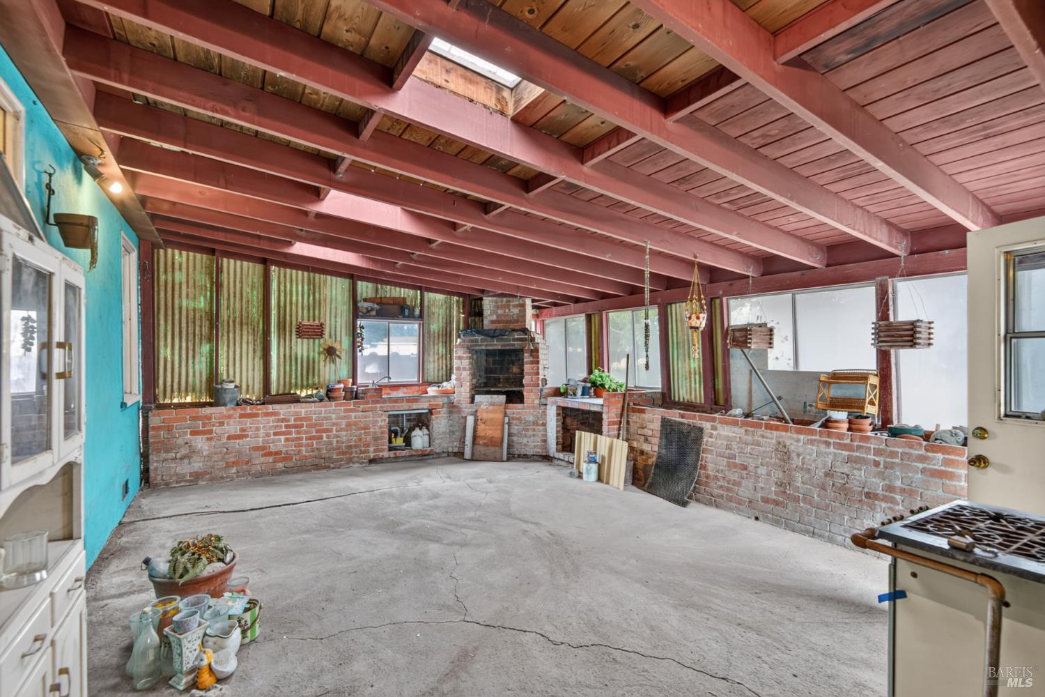 2290 Corby Avenue Santa Rosa CA 95407