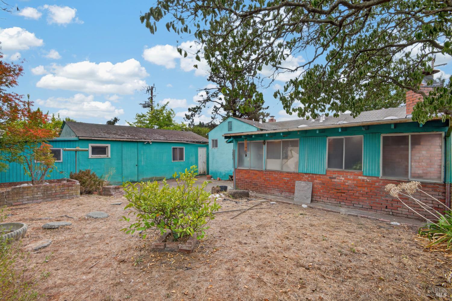 2290 Corby Avenue Santa Rosa CA 95407