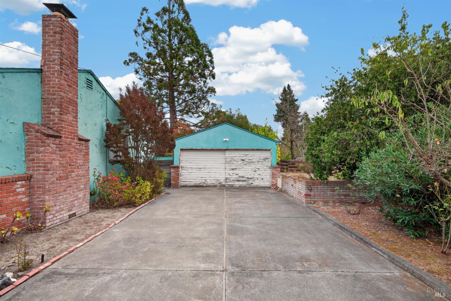 2290 Corby Avenue Santa Rosa CA 95407