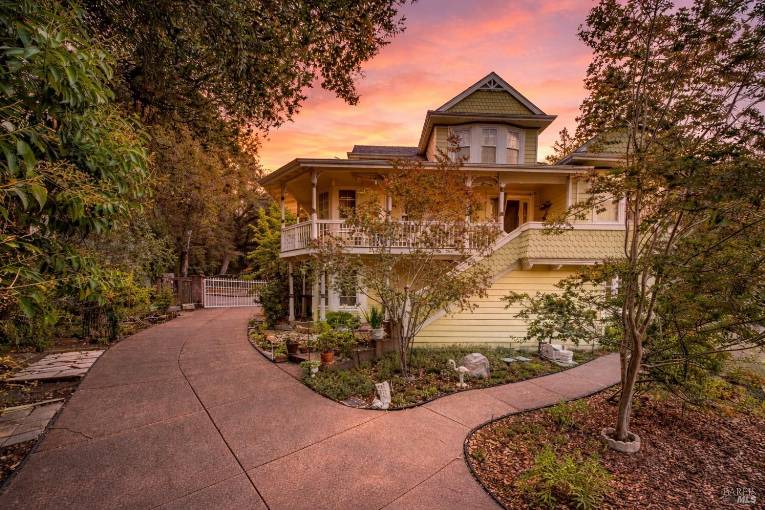 113 Heidi Lane Cloverdale CA 95425