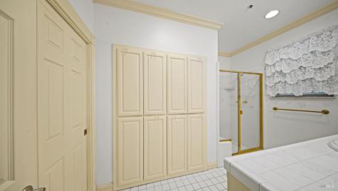 113 Heidi Lane Cloverdale CA 95425