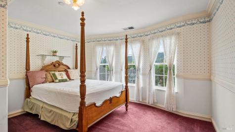113 Heidi Lane Cloverdale CA 95425