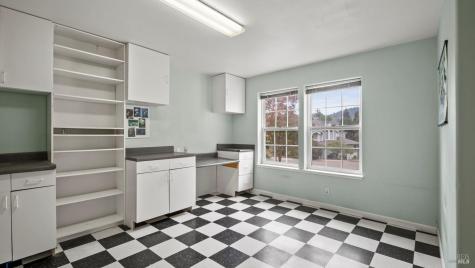 113 Heidi Lane Cloverdale CA 95425