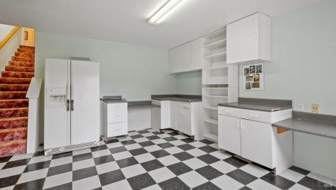 113 Heidi Lane Cloverdale CA 95425