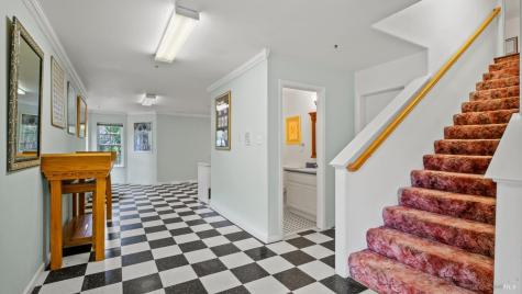 113 Heidi Lane Cloverdale CA 95425