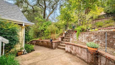 113 Heidi Lane Cloverdale CA 95425