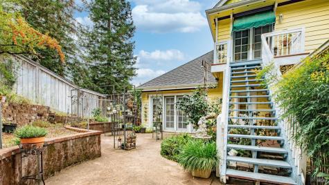 113 Heidi Lane Cloverdale CA 95425