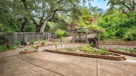 113 Heidi Lane Cloverdale CA 95425